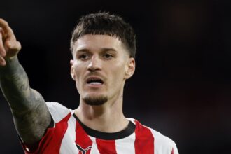 man e out anuntul olandezilor inainte de psv fc bayern 697a22db98a68