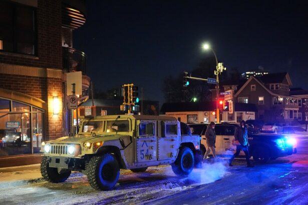 national guard arrives in minneapolis after fatal alex pretti shooting 69762501977df