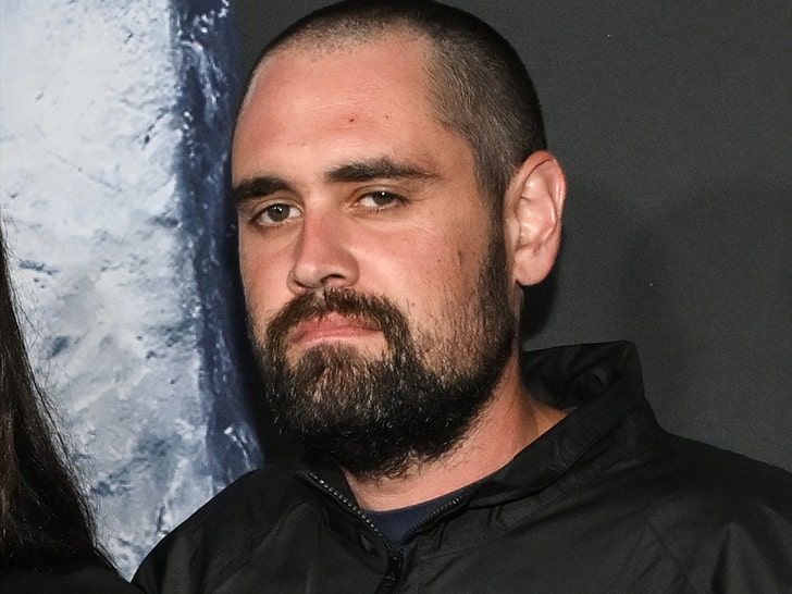 Nick Reiner scoate de pe supravegherea anticipată 1 nick reiner no longer on suicide watch ahead of arraignment for murders 695d1702168f1