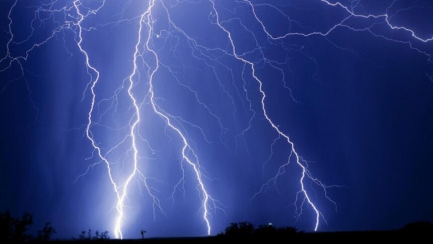 Panică la mitingul pro-Bolsonaro din Brazilia, 89 de răniți 1 panica la un miting pro bolsonaro in brazilia 89 de oameni raniti de un fulger 69771128d0846