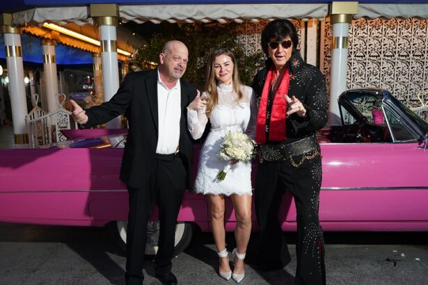 pawn stars rick harrison marries angie polushkin by elvis impersonator in vegas 695ad2345e18d