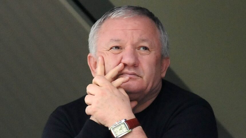 Porumboiu pariază pe alte echipe pentru titlu 1 porumboiu ignora rapidul in lupta pentru titlu si pariaza totul pe alte doua forte din superliga 6977b12a55ea4