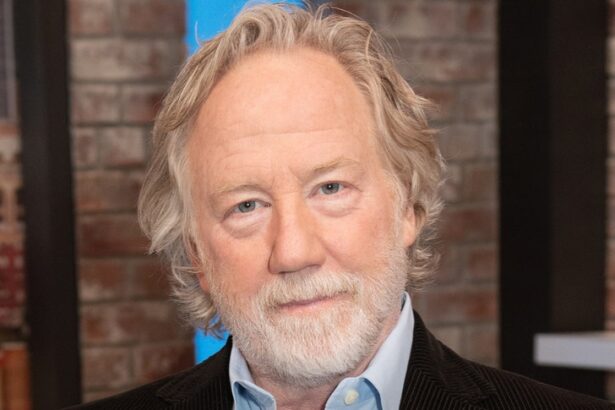 prosecutors in timothy busfield child sex abuse case say hes a danger to children 6967ec178d091