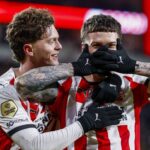 psv l a ales pe dennis man in locul lui iar acum pustiul costa 100 de milioane de euro 6974b693a4a82