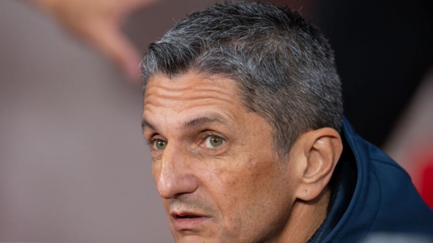 razvan lucescu calificare si bonus urias suma pe care o va incasa paok de la uefa 697389b615c87