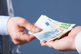 romania ramane in afara zonei euro care sunt motivele care blocheaza adoptarea monedei unice 69579208beb96