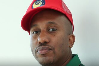 snls chris redd tearfully details dating kenan thompsons ex amid his pill problems 695e7dd221153