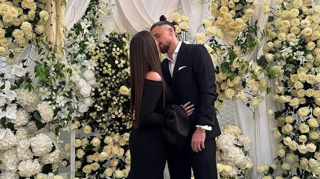 Decizie neașteptată a Tottenham în ziua nunții lui Radu 1 vestea primita de radu dragusin chiar in ziua nuntii cu ioana tottenham a luat o decizie neasteptata 696fd18c8d629