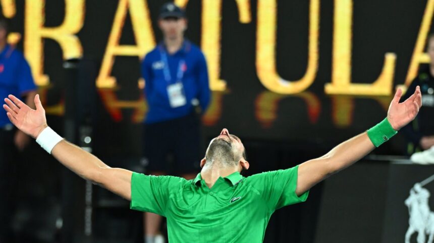 video djokovic in lacrimi dupa ce s a calificat in finala australian open gluma facuta despre sinner si ce a spus despre alcaraz 697d01090e9b6