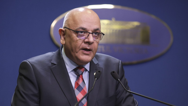 video raed arafat mii de persoane din alba si hunedoara sunt inca fara curent electric problemele cu apa au fost rezolvate 695be5f927581