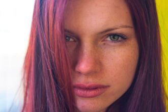 11 signs you learned to keep secrets in order to stay emotionally safe growing up 69953405ce324