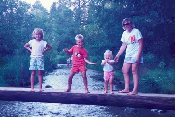 11 ways parents in the 1980s had it way easier than parents do now 6994c368f1196