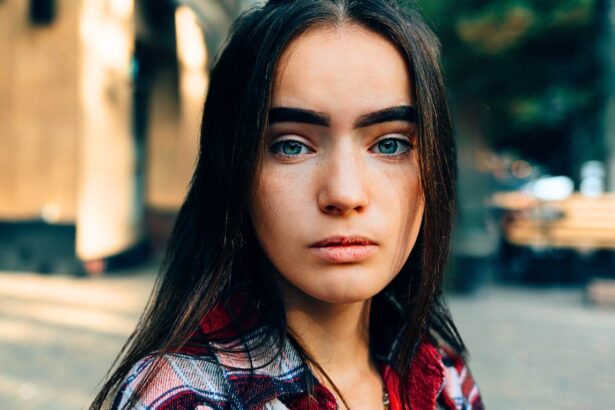 adults who still try to win their parents approval often have these 11 traits 698909318ae75