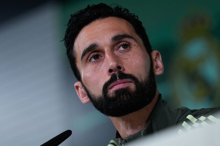 Arbeloa, sub presiune înainte de Real Madrid - Benfica 1 alvaro arbeloa cu sabia deasupra capului inainte de real madrid benfica decizia lui florentino perez 699f5580401c4