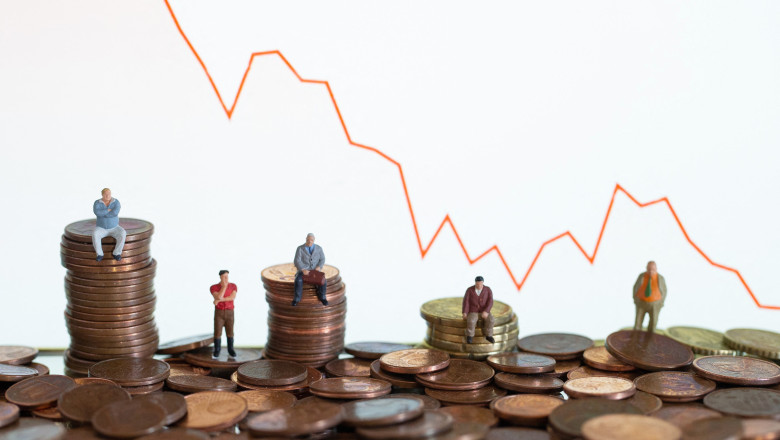 România în recesiune tehnică: Adrian Codirlașu avertizează 1 analiza romania a intrat in recesiune tehnica adrian codirlasu economia nu merge bine va fi greu de iesit din aceasta situatie 698efe278ea14