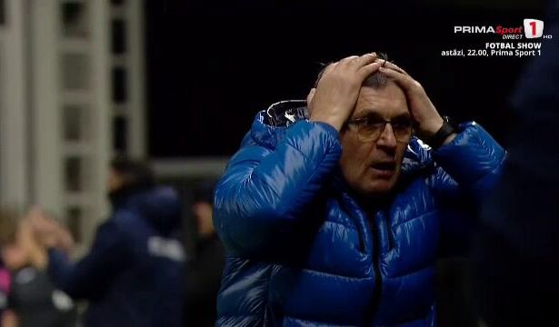 galerie foto ce gafa neagoe si a pus mainile in cap dupa ce a vazut greseala din petrolul fc arges 698f8959cea1b