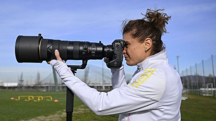 Cea mai bună fotbalistă italiană se transferă în SUA 1 galerie foto cea mai buna fotbalista din istoria italiei se transfera in sua 69946cfa639d4