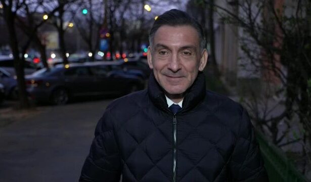 ilie dumitrescu l a numit pe ratangiul de la fcsb pacat e un jucator inteligent 697fbd3dc2f0f