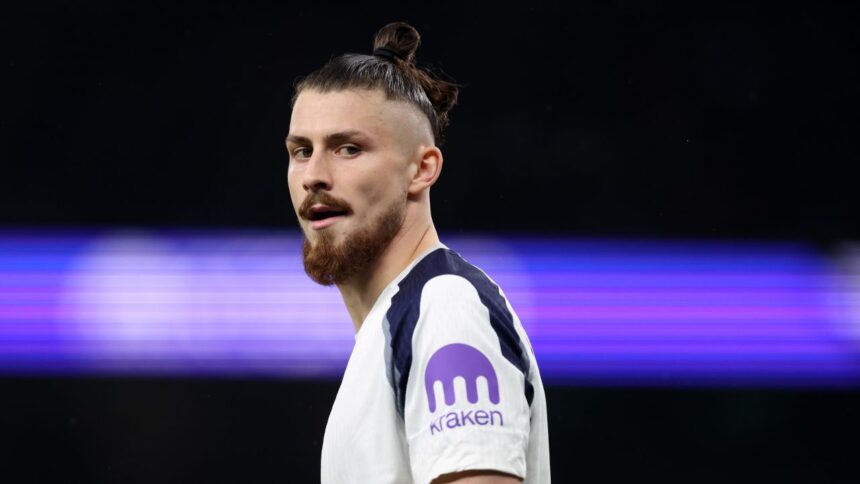 istoria a fost rescrisa cu radu dragusin pe teren nu s a mai intamplat asa ceva de din 1934 699b4acbbb1e5