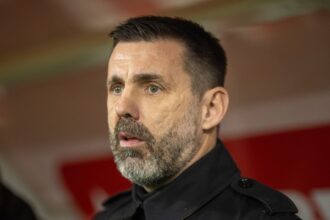 kopic un car de nervi dupa rapid dinamo sunt frustrat pentru ca am mai patit asta 699de1e8143db