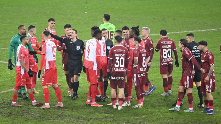 Rapid s-a impus, evidențiind slăbiciunile lui Dinamo 1 opinie s a trezit rapid dinamo si a etalat slabiciunile 699aa45102c25