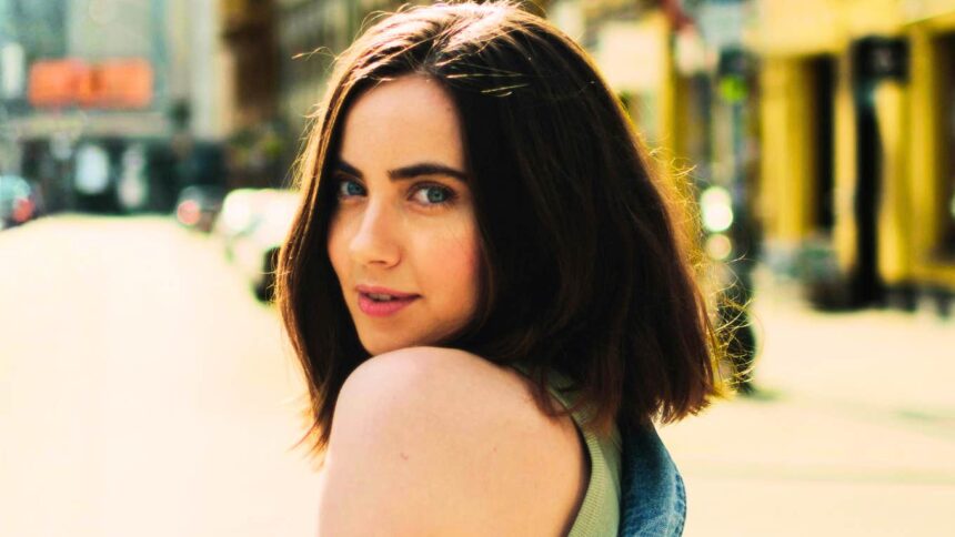 Copiii care au văzut aceste 9 lucruri sunt mai puțin pe telefoane 1 people who saw their parents do these 9 things growing up are way less glued to their phones now 69816db7ca20a