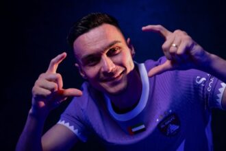 video conditii de 7 stele pentru adrian sut in emirate imagini cu fostul star al fcsb ului 69a1d0bb1ef1d