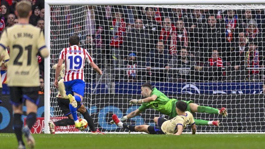 Barcelona, note proaste în înfrângerea de 0-4 cu Atletico 1 video note horror pentru jucatorii barcelonei in 0 4 cu atletico madrid doar doi catalani nu s au facut de ras 698edbd35790c