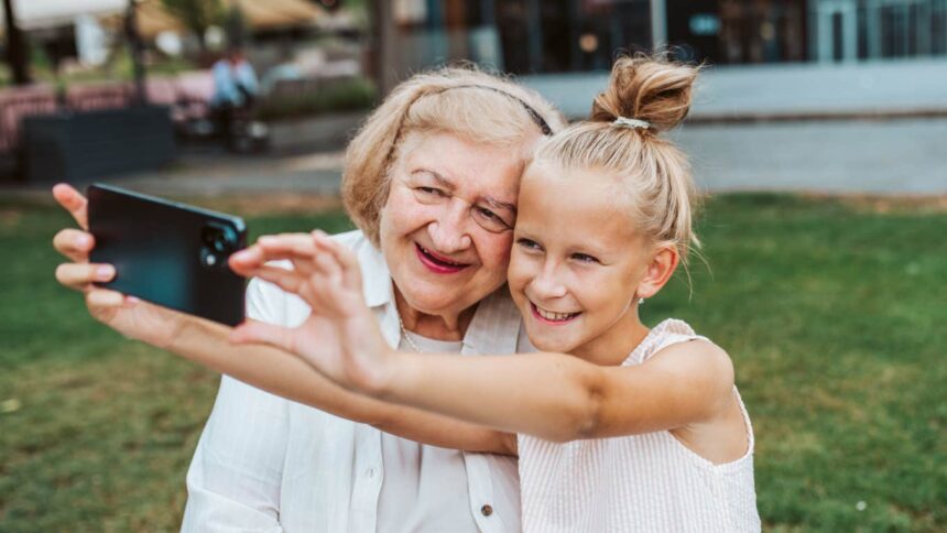 10 reasons grandparents are often the heart of the entire family 69b4acd8dab38