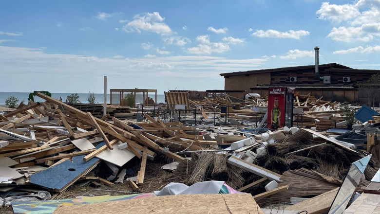 ABADL cere despăgubiri după demolarea construcțiilor ilegale 1 86 din cele 105 constructii ilegale depistate pe plaje vara trecuta au fost demolate de operatorii economici abadl cere despagubiri 69a5b0550f8fd