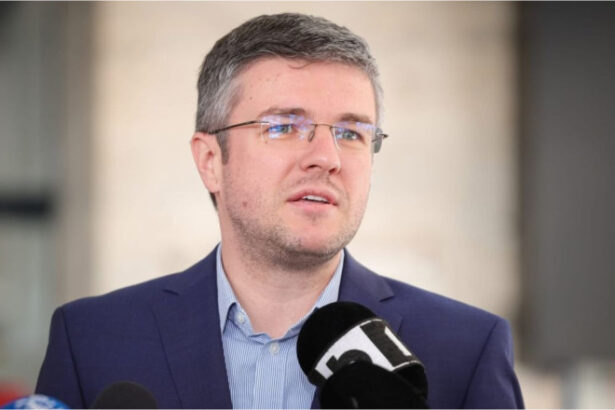 angajatii de la liberty galati si damen mangalia isi vor primi salariile restante de la fondul de garantare potrivit lui irineu darau 69c6436a3c8ee