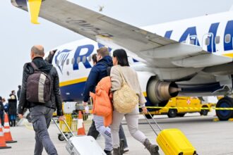 bailiffs board ryanair plane after airline refuses to pay delayed flight compensation 69b3e168c1027
