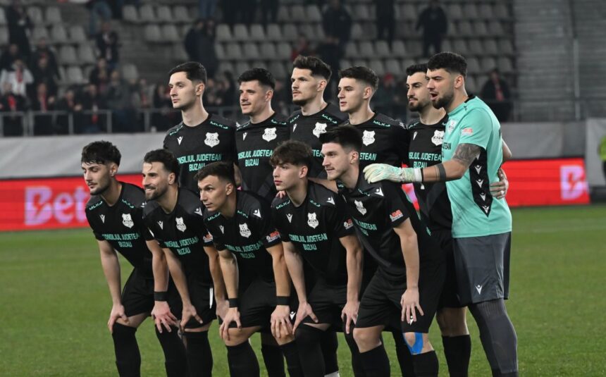 care e secretul vostru reactia buzoienilor dupa ce dinamo a eliminat o pe metalul din cupa romaniei 69a9ee5cda466