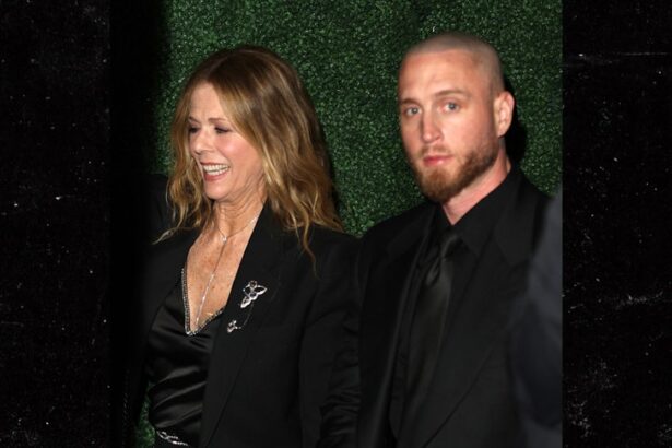 chet hanks attends pre oscars party with mom rita wilson weeks after colombia travel issue 69b6fd44e80f1