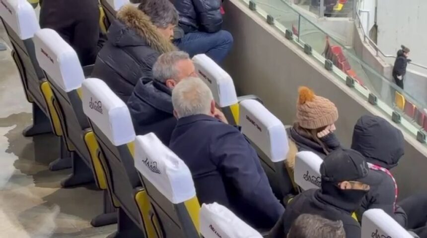 galerie foto aparitie de senzatie la dinamo universitatea craiova 69bc4b842a227