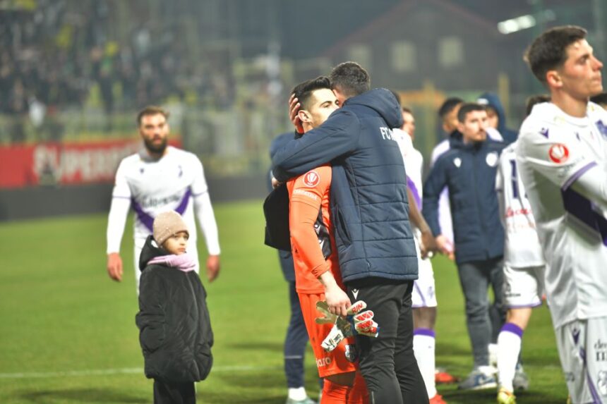 Cătălin Căbuz, surprins în ziua convocării la națională 1 galerie foto cum a fost surprins catalin cabuz dupa ce a comis o chiar in ziua in care a fost convocat la nationala 69bf26c52debf