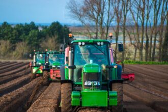 global food supplies could be badly hit if iran war drags on says fertiliser boss 69b55e4996734