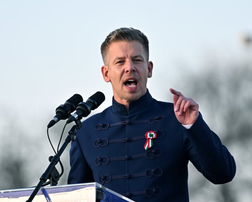 Candidatul maghiar acuză guvernul de trădare în UE 1 hungarian election candidate accuses ruling party of treason over alleged eu leak to russia 69c178b37c489