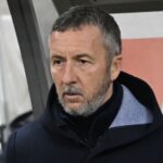 mihai stoica a distrus un tricolor dupa esecul cu turcia vine si ne ia peste picior pe toti 69c62ee09099f