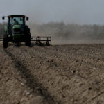 motorina mai ieftina pentru fermieri ministrul agriculturii ar putea costa intre 4 si 45 lei pe litru 69b1e235b1acd