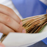 ocde avertizeaza ca munca la negru ramane extinsa in romania ce efecte au salariile in plic asupra economiei 69b90b0d10f37