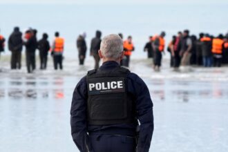 one in one out asylum seekers sent to france return to uk in lorries 69bc062943721