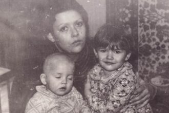 parents in the 1960s refused to do 11 things that have become completely normal for modern parents today 69abf30035080