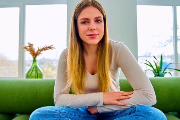 people who find family gatherings exhausting but show up anyway usually have these 11 exceptionally rare habits 69b2cfa9cda9e