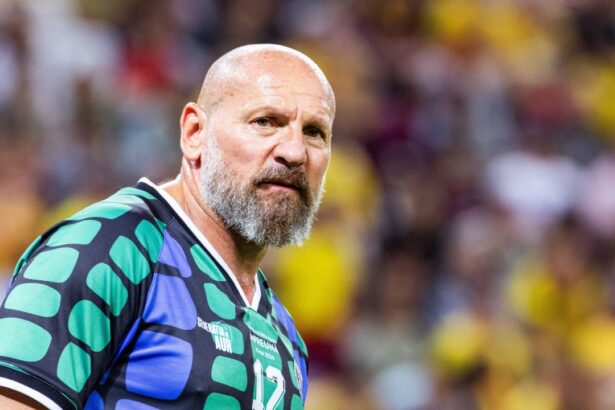 reactia lui bogdan stelea dupa ce ianis zicu si a laudat portarul stai usor 69b98c78ba04b