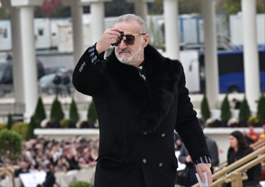 Gigi Becali reacționează la lista lui Lucescu pentru națională 1 reactia lui gigi becali dupa ce a vazut lista lui mircea lucescu pentru nationala la revedere 69bd48bd587ec