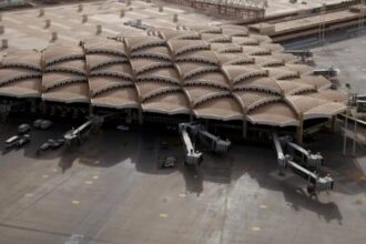 riad singura ruta de scapare din orientul mijlociu cat costa zborurile spre bucuresti 69a55d3c60d5a