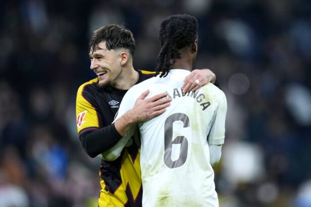 se contureaza transferul lui andrei ratiu spaniolii anunta rayo vallecano i a stabilit un pret urias 69aa8597648dd