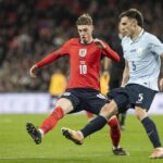 video confuzie totala a vazut doua galbene in anglia uruguay dar n a fost eliminat 69c79c7774ded