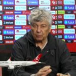 video lucescu a numit vinovatul dupa turcia romania ce s a intamplat in sala la finalul conferintei 69c5a22cc8238